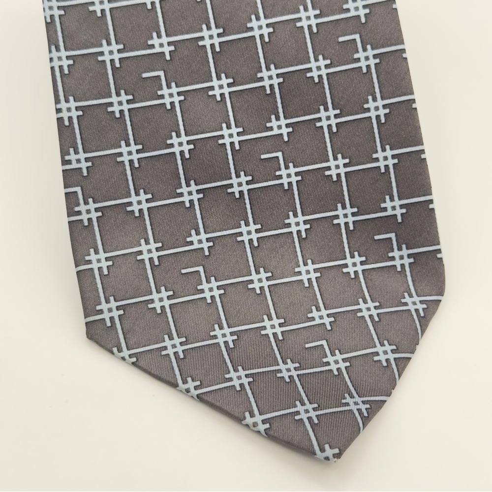 Gucci 100% Silk Dark Gray Tie with Blue Graphic Design - Picture 2 of 6